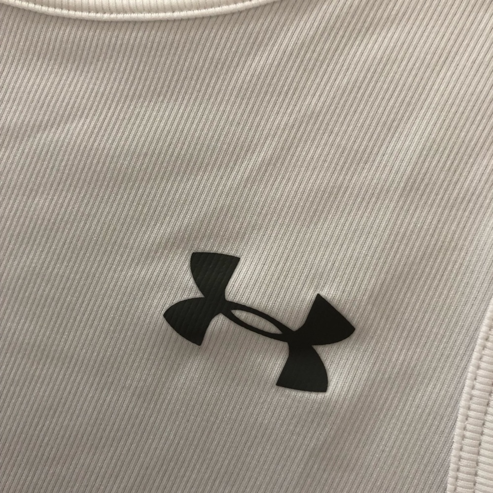 UNDERARMOUR tank top